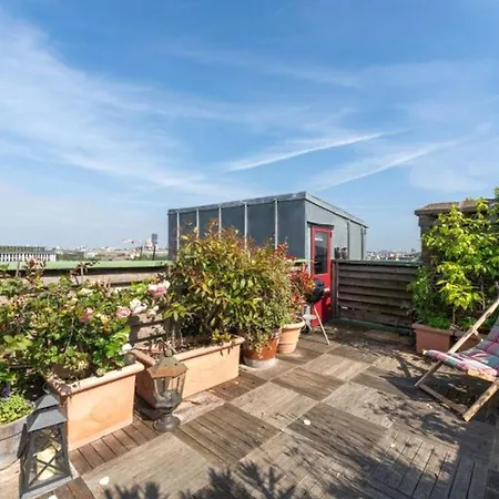 Floor With Panoramic Terrace And Monument Views * Paris
